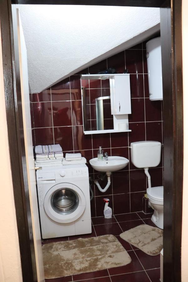 Frile Apartments Никшич Экстерьер фото