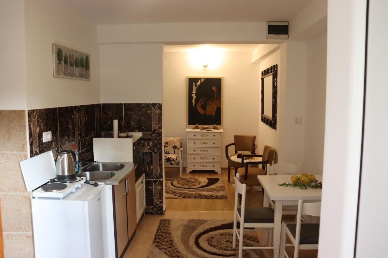 Frile Apartments Никшич Экстерьер фото