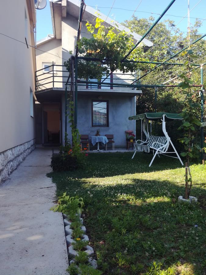 Frile Apartments Никшич Экстерьер фото